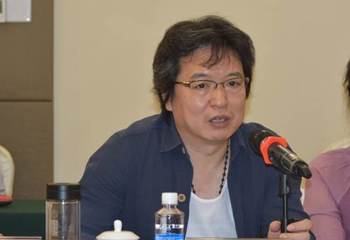 不断磨砺，再上一层楼