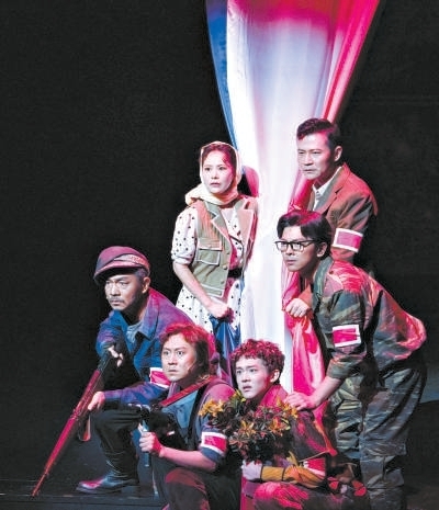 话剧《死无葬身之地》:经典重排更应融入当代思考