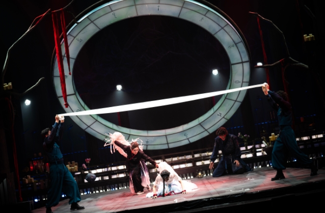 版权戏与原创剧：在技术规范与内容创新间寻找平衡