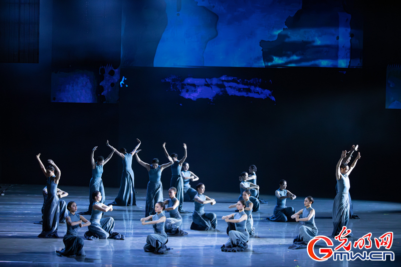 “艺苑撷英——2025年全国优秀青年艺术人才展演”舞蹈专场在京举行 “艺苑撷英——2025年全国优秀青年艺术人才展演”舞蹈专场在京举行