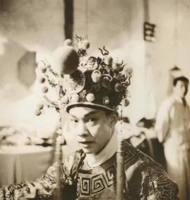 上京七十年:既要树立剧院品牌,更要传承海派风格 上京七十年:既要树立剧院品牌,更要传承海派风格