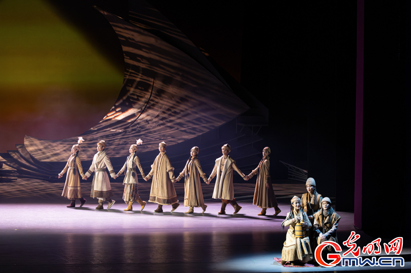 歌舞剧《草原之夜》在京首演