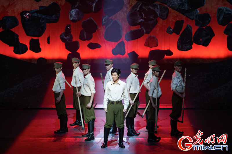 歌舞剧《草原之夜》在京首演