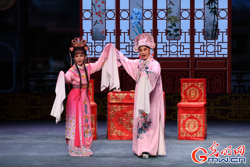 第二届中国戏曲稀有剧种优秀剧目展演第三场举行