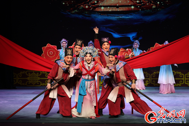 第二届中国戏曲稀有剧种优秀剧目展演第三场举行