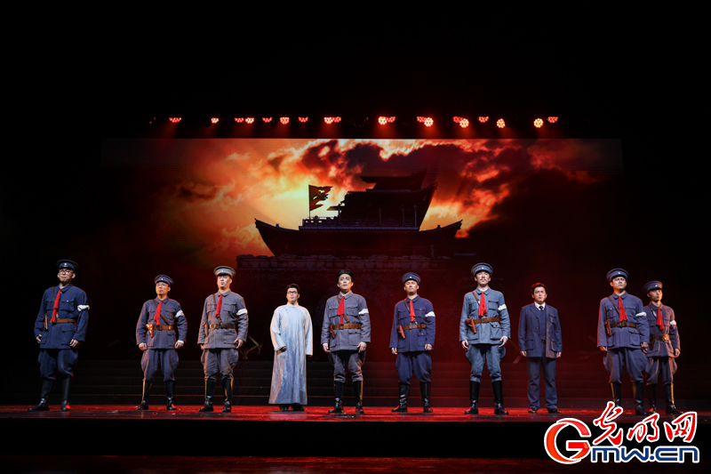 歌剧《八一起义》在京上演,礼赞不朽的革命精神 歌剧《八一起义》在京上演,礼赞不朽的革命精神