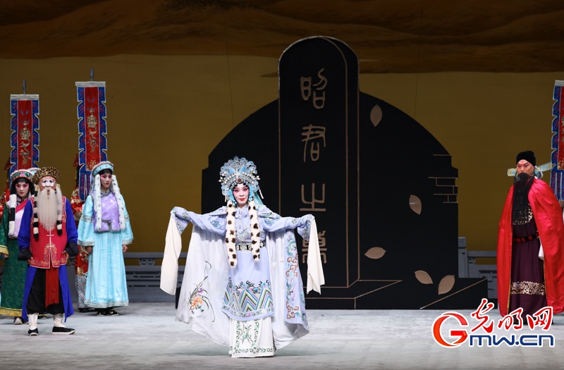 京剧《文姬归汉》亮相长安大戏院,唱响跨越千年的民族交融佳话 京剧《文姬归汉》亮相长安大戏院,唱响跨越千年的民族交融佳话