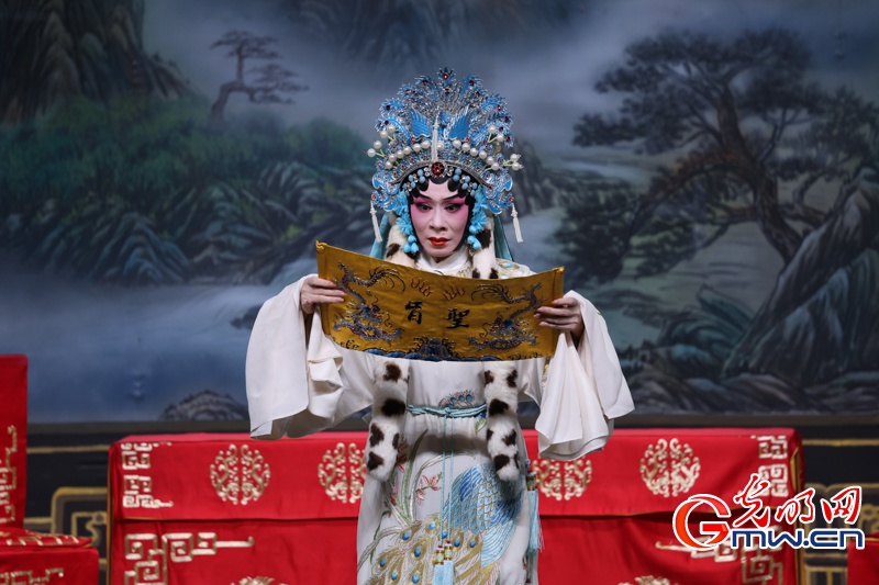 京剧《文姬归汉》亮相长安大戏院,唱响跨越千年的民族交融佳话 京剧《文姬归汉》亮相长安大戏院,唱响跨越千年的民族交融佳话