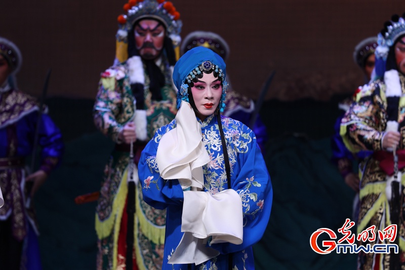京剧《文姬归汉》亮相长安大戏院,唱响跨越千年的民族交融佳话 京剧《文姬归汉》亮相长安大戏院,唱响跨越千年的民族交融佳话