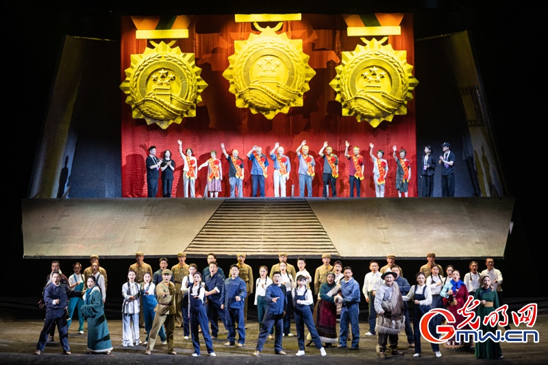 歌剧《青春铸剑221》在京上演，弘扬“两弹一星”精神