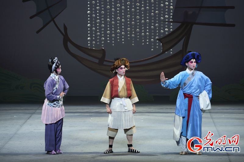 粤剧《海珠湾》在京上演,演绎人与自然和谐共生故事 粤剧《海珠湾》在京上演,演绎人与自然和谐共生故事